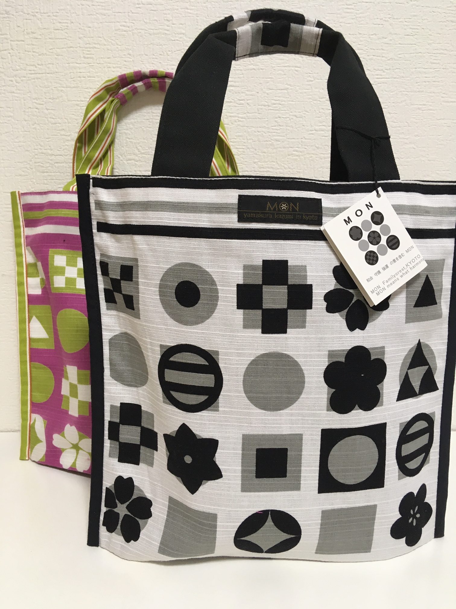 リバーシブルミニトートバッグ | 商品一覧 | 京都の家紋雑貨 MON